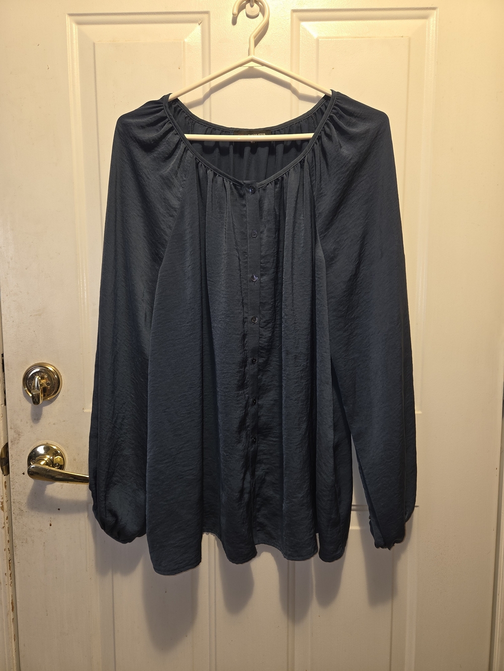 Jeanne Beker Relaxed Navy Button-Front Peasant Blouse